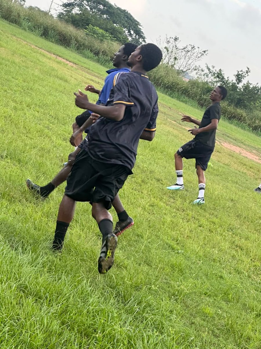 Dynamo_Fc01's tweet photo. TRAINING THREAD 🧵 https://t.co/oVNlIJnYE5