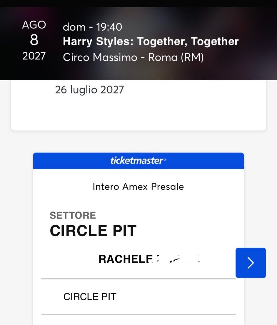 littlethings_H_'s tweet photo. circle preso, sto piangendo tutte le mie lacrime 😭😭😭😭😭 https://t.co/3keo3POylX