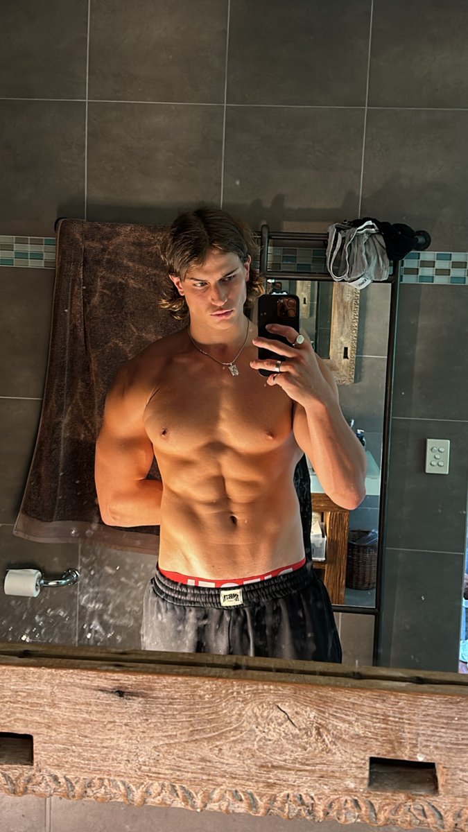 playerenergy_'s tweet photo. Hello https://t.co/NaLYolzp8F