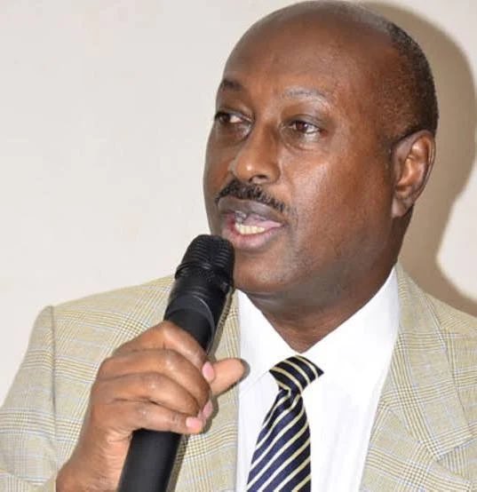 PSSEKABIR's tweet photo. JUST IN: The High Court in Kampala has ordered the Uganda Prisons Service to produce the NUP Deputy Spokesperson Waiswa Mufumbiro in court for the hearing of his election petition against Fredrick Ruhindi.

Mufumbiro challenges Ruhindi’s declaration as MP for Nakawa East, alleging that the Electoral Commission, the second respondents in the case, erroneously declared him the winner.

Justice must be served.