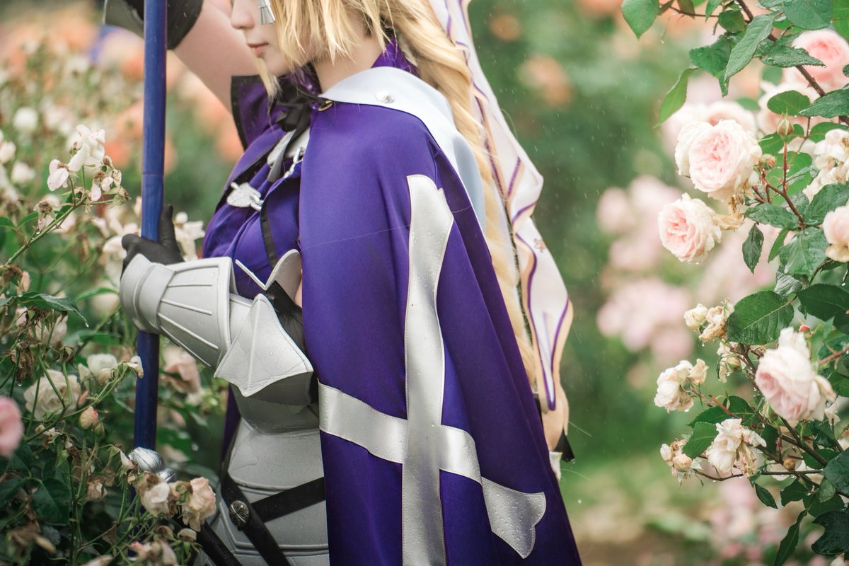 suiheisansan's tweet photo. cosplay  

Fate/Grand Order 
ジャンヌ・ダルク　第一再臨

P：@NOEL11001001 https://t.co/9ujx6GfHQk