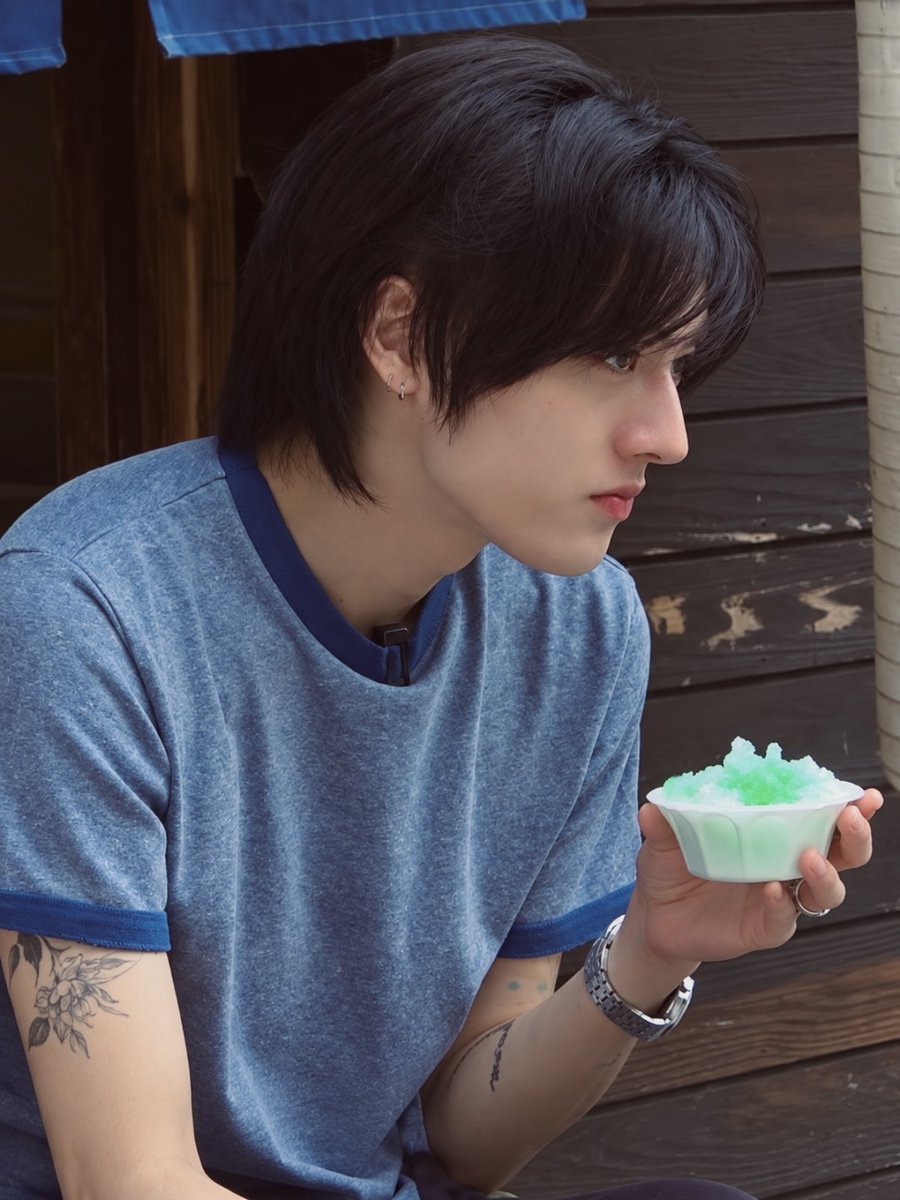 eeviey80's tweet photo. the best side profile goes to ✨️ watanabe haruto ✨️ https://t.co/4wecgP9hP6