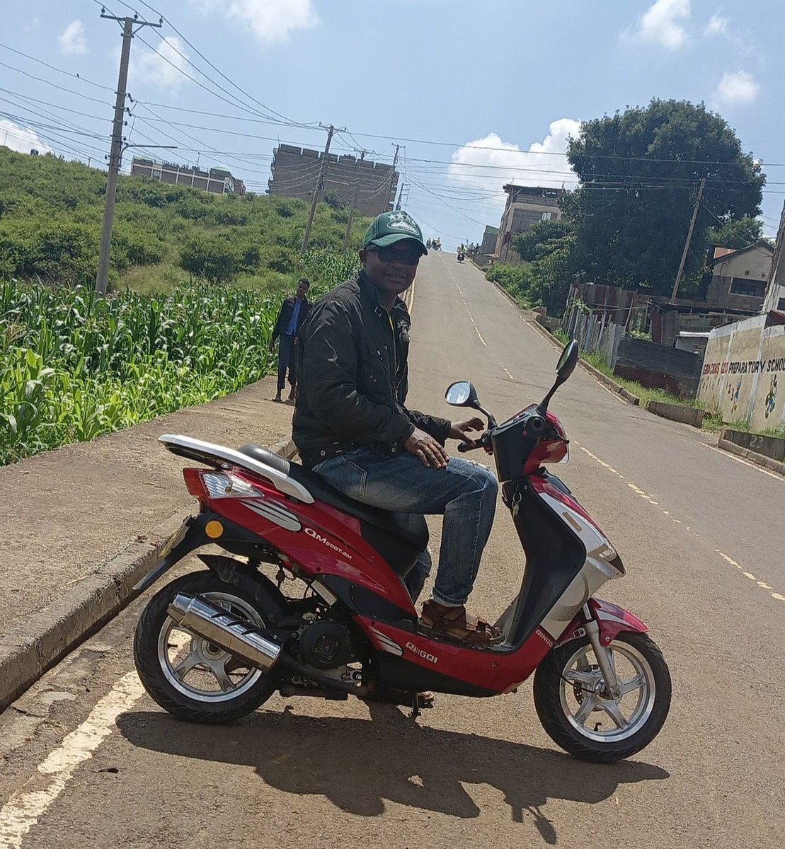 ArletteMar77's tweet photo. Vile Tunawangogea 1L kwa 60KM, kwa wastani wa 40Km/hr. https://t.co/uGaAHk8gAW