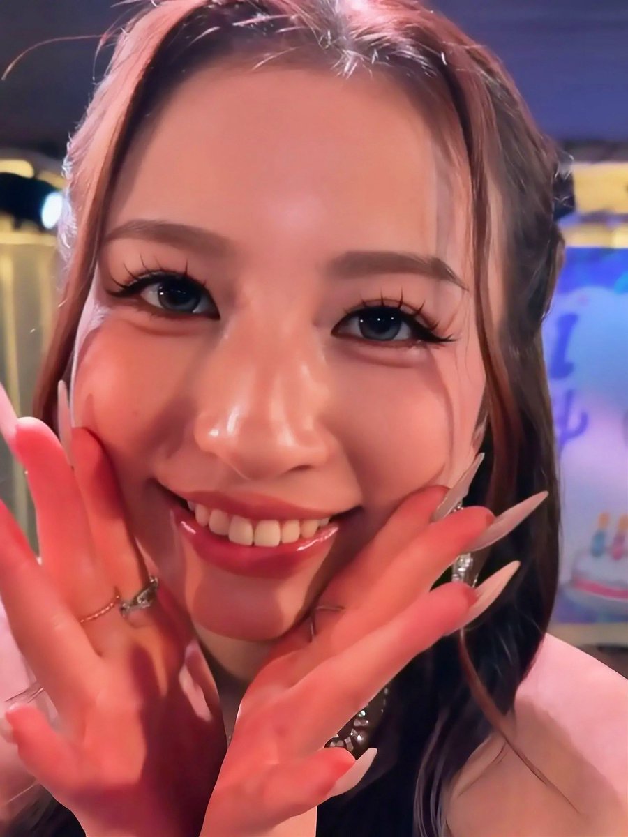 tak_76tak's tweet photo. ここ数ヶ月本当に充実した毎日でした
ぐみちゃんに出会えなければこんな感動的な光景見れなかったと思うし、ぐみちゃんを通じてたくさんの@​fifthと出会え���のも本当に嬉しかったです
ぐみちゃんだからこそ出会えたと思ってます
みんなで笑顔のぐみちゃん見れてよかった🥹💜
#onefive_GUMI https://t.co/zwYuPGJYjw