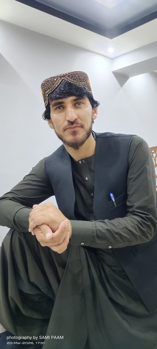 SamiullahPaam's tweet photo. بيوسې! له تا هم نړۍ مننه 
ړنګي ځواني له تا بښنه غواړم 
ملګرو فالو مو کړئ https://t.co/UeyhxqoVlK