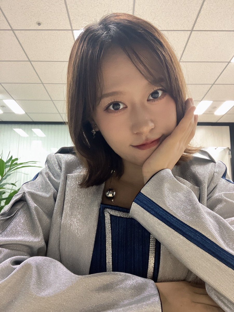 MorningMusumeMg's tweet photo. 小田さくらです！
今日モーニング娘。が30年目に突入し、私小田さくらは15年目に突入しました！
お姉さんになりました！
まだまだがんばります！ https://t.co/1Lw6SNcF8L