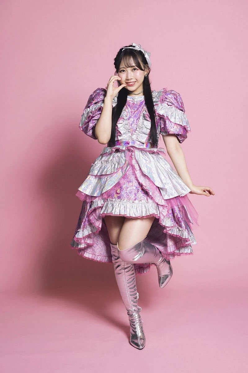 dopucolle's tweet photo. 松本かれんのニーハイブーツ
ブーツのタイトな感じが良い https://t.co/4mdeO1IpiM