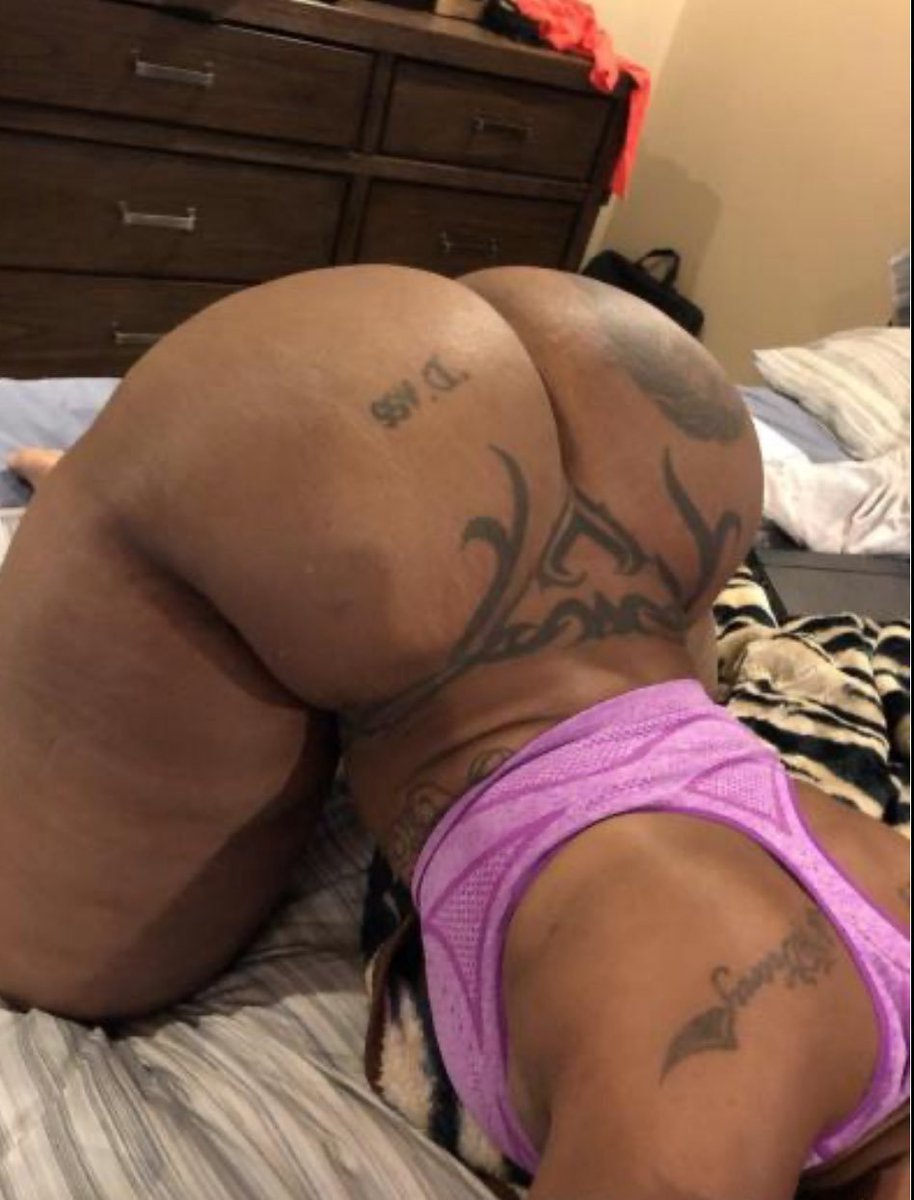Cherokeedass765's tweet photo. Up and horny who's in for amazing fun 😘👅💦🍑 https://t.co/hfsR38OpFG
