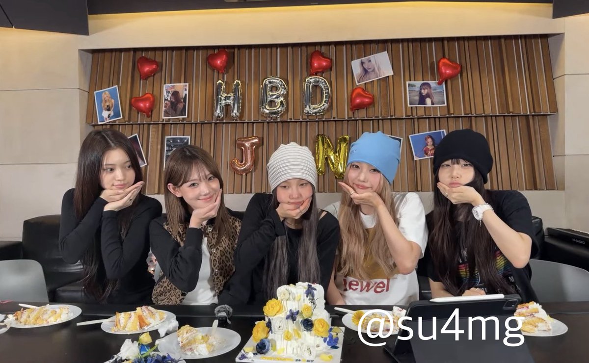 su4mg's tweet photo. #JUONEDAY 주원이 생일 너무너무 축하해♥️♥️ 오늘은 세상에서 주원이가 제일 행복한 하루였으면 좋겠다!!
항상 좋은 모습 보여줘서 고맙고 앞으로도 행복한 일만 가득했으면 좋겠어!!
주원이의 모든 날을 응원할게 오래오래 함께하자🫶🏻 https://t.co/hp3ILfy0f6