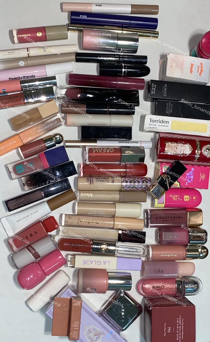 stnu_lunamoona's tweet photo. ✨New/Used มีมากกว่าในรูปค่ะ ส่งต่อถูกๆค่ะ

ค่าส่ง50฿ รี+ปักลด10฿ ห่างไกล+เพิ่ม

งดต่อไม่ส่งฟรีไม่รับผ่อนขอคนรับได้กับมือ2
ลง 16~18/9 18.30น.ส่ง19/9

#ส่งต่อคสอ #ส่งต่อเครื่องสำอาง #ส่งต่อ #เครื่องสำอางค์มือสอง #ส่งต่อคสอมือสอง #ส่งต่อเครื่องสำอางค์ #ส่งต่อคสอมือ2 https://t.co/m2GFxyjl1W