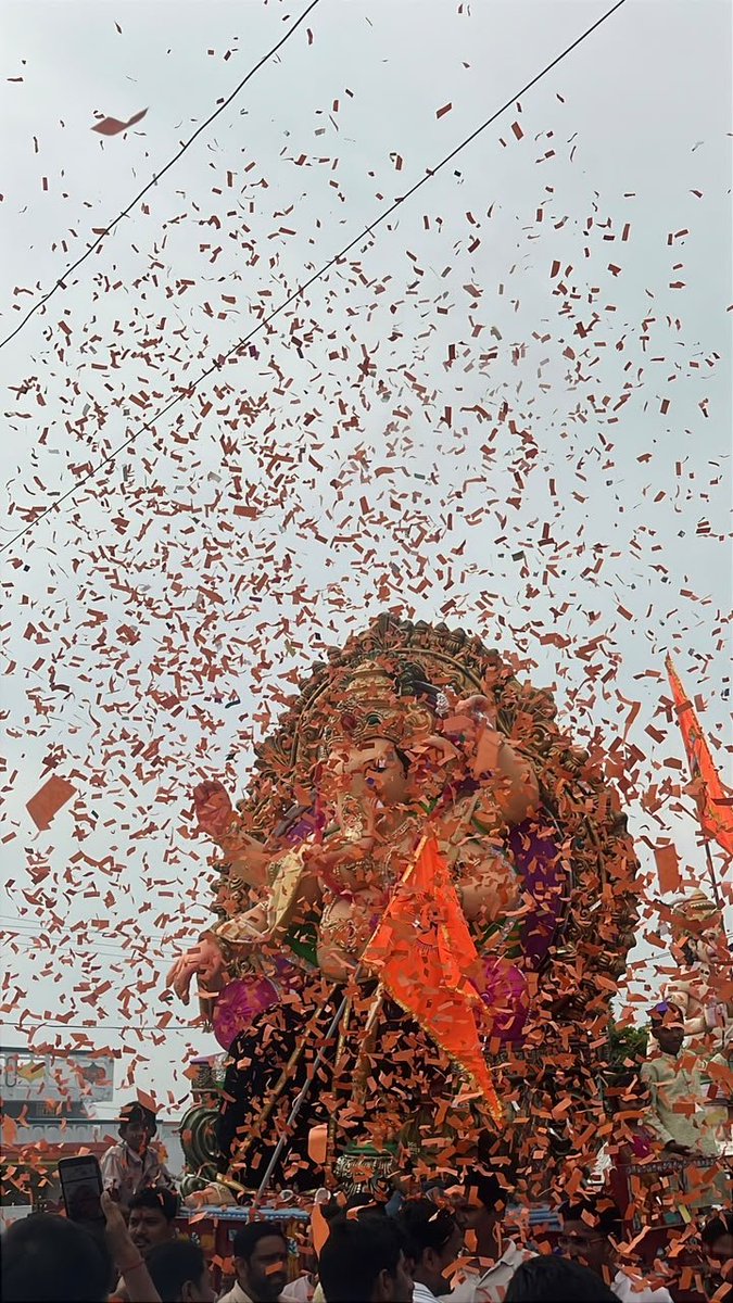 narenderr09's tweet photo. Ganapayyaaaa😭🫶 https://t.co/7nL2hCxlQt