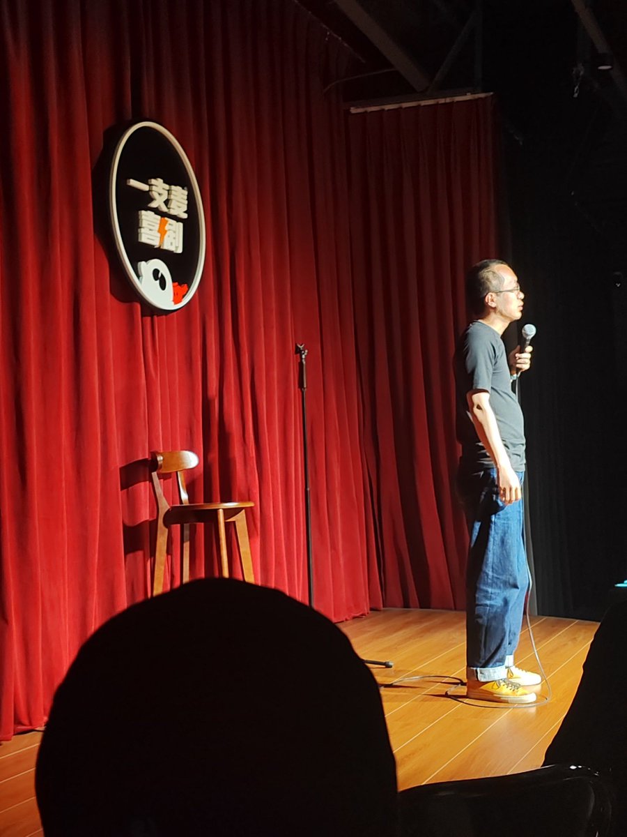 BertiePoli5euo's tweet photo. Just bombed my set on the live stage—forgot my punchline, tripped over the mic stand, and the only laugh was from a guy who mistook me for his Uber driver. Tonight’s L is legendary!， https://t.co/RLN8P20Ipd