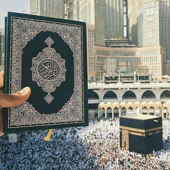 AbdulkabirMusa4's tweet photo. Monday reminder.
The week will be loud.
Don’t let it take your heart.
Qur’an first. Then the work.
One step at a time. 🤍 https://t.co/YOEVuz9lLR