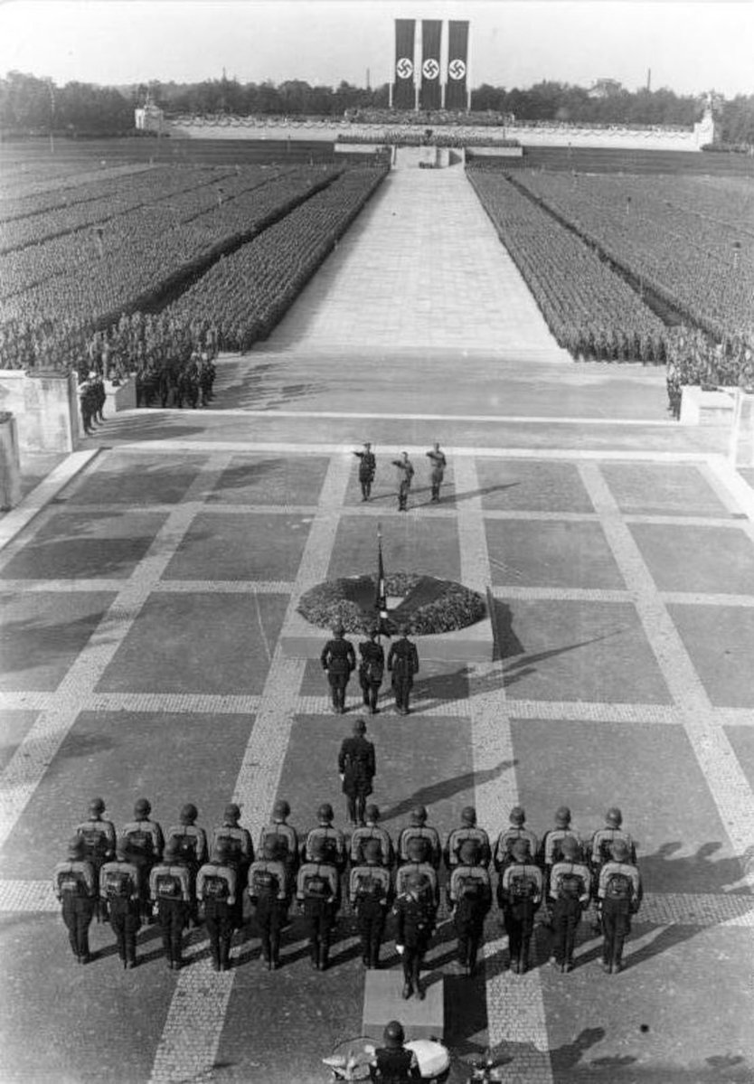 Clear88__14's tweet photo. Totenehrung (honoring of the dead) ceremony at the Nazi Party Rally Grounds in Nuremberg, Germany, in September 1934 https://t.co/Je9ivZRV1F