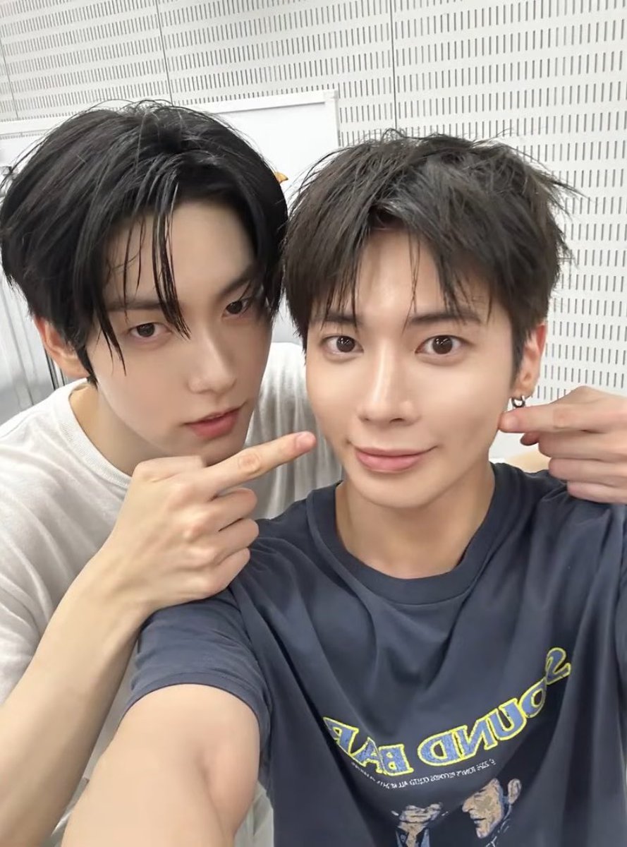 taebinfile's tweet photo. TAEBIN ENDGAME https://t.co/AO2gO2Us34
