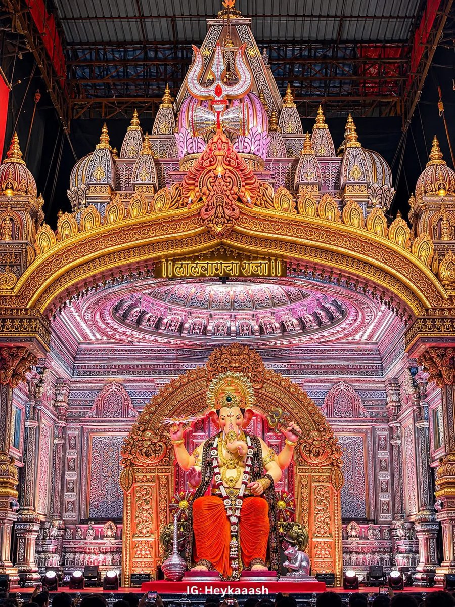 SanatanTalks's tweet photo. Obstacles are just opportunities in disguise - trust Ganesha! https://t.co/gyzHkmx8gg