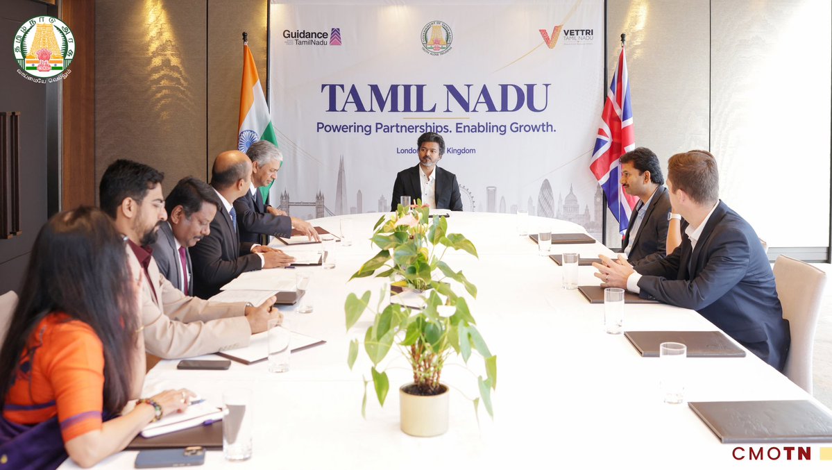 CMOTamilnadu's tweet photo. இங்கிலாந்து, இலண்டன் நகரில் இன்று (14.09.2026), தமிழ்நாட்டில் மின்சாதன உற்பத்தித் துறையின் அடுத்த கட்ட வளர்ச்சியாக, திருவள்ளூர் மாவட்டத்தில் ரூ.300 கோடி முதலீடு செய்து 400 புதிய வேலைவாய்ப்புகளை உருவாக்கிடும் வகையில் ‘வில்சன் பவர் சொல்யூஷன்ஸ்’ (Wilson Power Solutions) நிறுவனத்துடன் புரிந்துணர்வு ஒப்பந்தம் மேற்கொள்ளப்பட்டது. 

இந்த புரிந்துணர்வு ஒப்பந்தத்தில் வில்சன் பவர் சொல்யூஷன்ஸ் நிறுவனத்தின் குழுமத் தொழில்நுட்ப இயக்குநர் திரு. ஹரி கிருஷ்ணா மலேபதி, குழும நிதியியல் இயக்குநர் திரு. டென்னிஸ் சோர்பி ஆகியோரும், தமிழ்நாடு அரசின் வழிகாட்டி நிறுவனத்தின் மேலாண்மை இயக்குநர் திரு. தீபக் ஜேக்கப், இ.ஆ.ப. ஆகியோரால் கையெழுதிடப்பட்டு, ஒப்பந்தம் பரிமாறிக் கொள்ளப்பட்டது. 

இந்நிகழ்ச்சியில், இங்கிலாந்து நாட்டிற்கான இந்திய தூதர் திரு. குமரன் பெரியசாமி, IFS,  நிறுவனப் பிரதிநிதிகள் மற்றும் அரசு உயர் அலுவலர்கள் கலந்துகொண்டனர்.

#CMJosephVijay‌