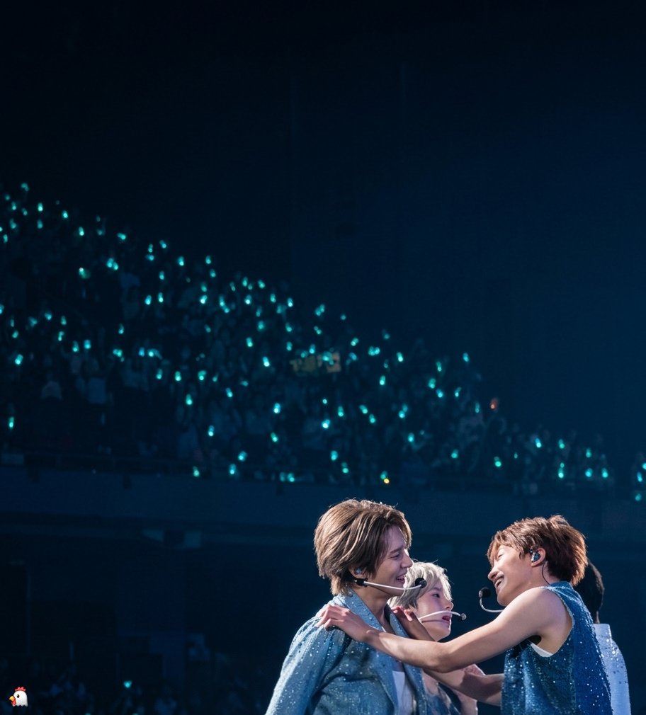 42_blossom's tweet photo. 나 이거 본 적 있음
그사세 훈제란즈와 이경민

#훈제란즈 #이경민 https://t.co/8Ys33TYYRa