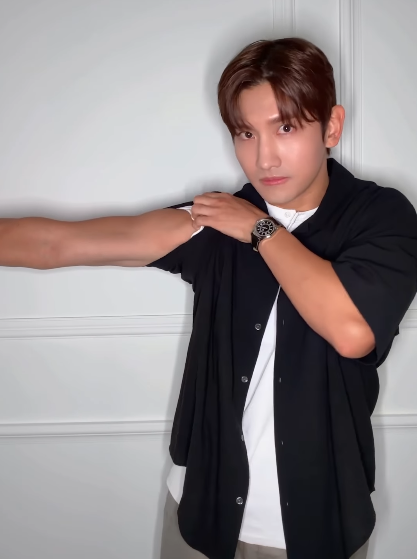Kkorepo's tweet photo. 「#東方神起」#チャンミン、カムバックに対するときめき…「ついに」（動画あり） 
🔗https://t.co/l3XbqZifoP https://t.co/cKwKFVecCd