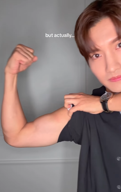 Kkorepo's tweet photo. 「#東方神起」#チャンミン、カムバックに対するときめき…「ついに」（動画あり） 
🔗https://t.co/l3XbqZifoP https://t.co/cKwKFVecCd