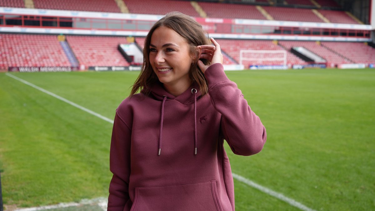 phoebe58794178's tweet photo. New @WFCOfficial apparel 

♥️ https://t.co/hKH8pgetl5