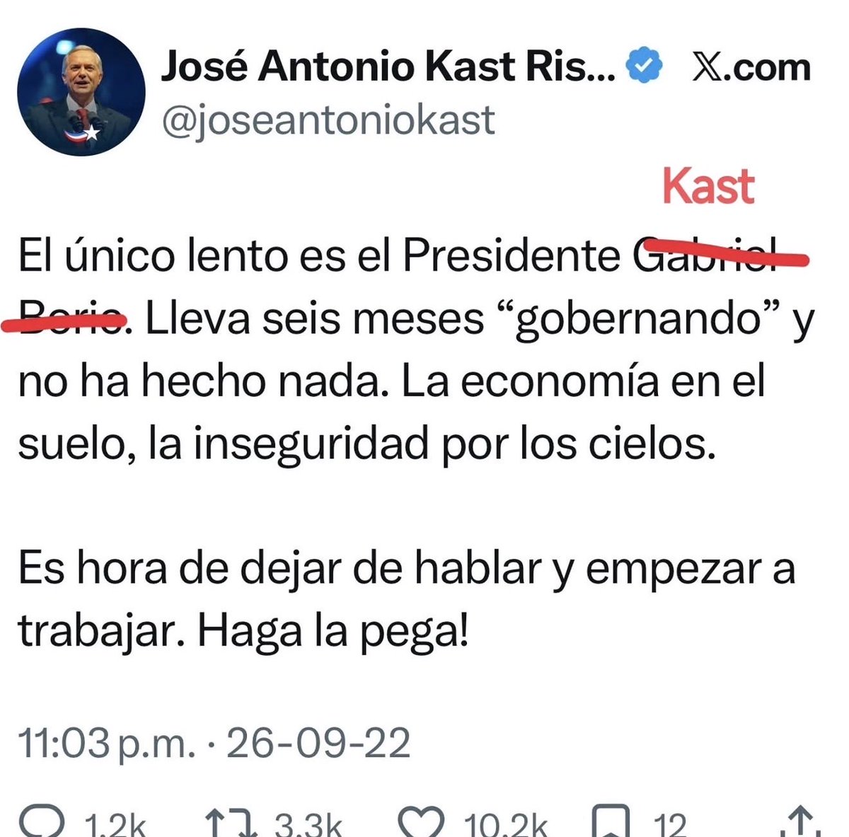 Maaaaautco's tweet photo. @agustinromerole Perdón pero el que decía que sabía hacer la pega tiene para la cagá el País y vienes a criticar al Frente Amplio. Deben ser muy carentes de todo, bueno como cualquier republichanta https://t.co/jlAAoFogDH