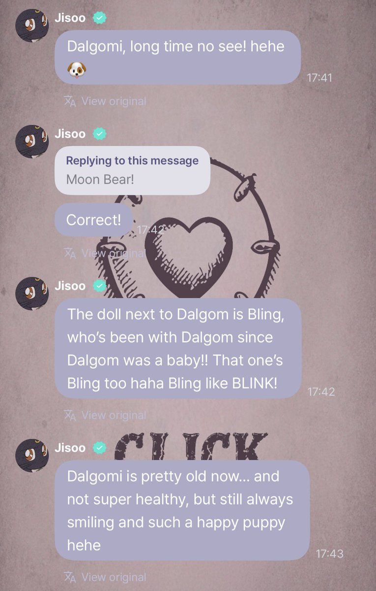 Rosiesmilecute's tweet photo. #JISOO: ¡Dalgomi, cuánto tiempo! jeje

La muñeca al lado de Dalgom es Bling; ella está con Dalgom desde que era bebé!!.....Bling, tipo BLINK!

Dalgomi ya está bien viejito... y no muy saludable, pero sigue siempre sonriendo y es un perrito tan alegre, jeje https://t.co/xnXGsaujHe