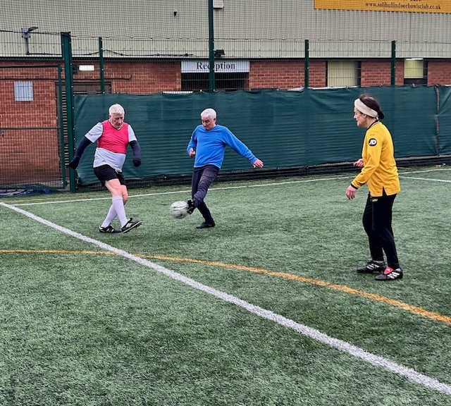 SolihullCentre's tweet photo. Unisex +55's walking football, Fridays 10am. Book here and finish your week with a work out - https://t.co/vFf2jxnaAF or call 0121 796 1330 #solihullcouncil #WalkingFootball #womenswalkingfootball #womensfitness #justplay #ageuksolihull #hongkongersinuk #MoveMoreFeelBetter https://t.co/OuUdU2sGpb