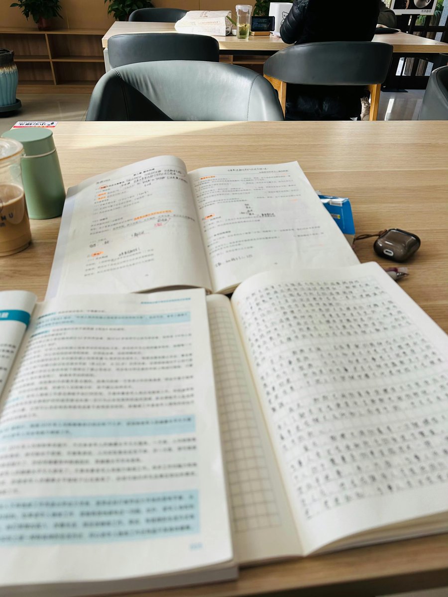 MarishaRangnow's tweet photo. Just nailed the tricky calculus limit exercises I was stuck on for days!  Today’s win: finally got how to apply L’Hospital’s Rule correctly. Small step, big confidence boost for my midterm prep! https://t.co/zvEluOjs0A