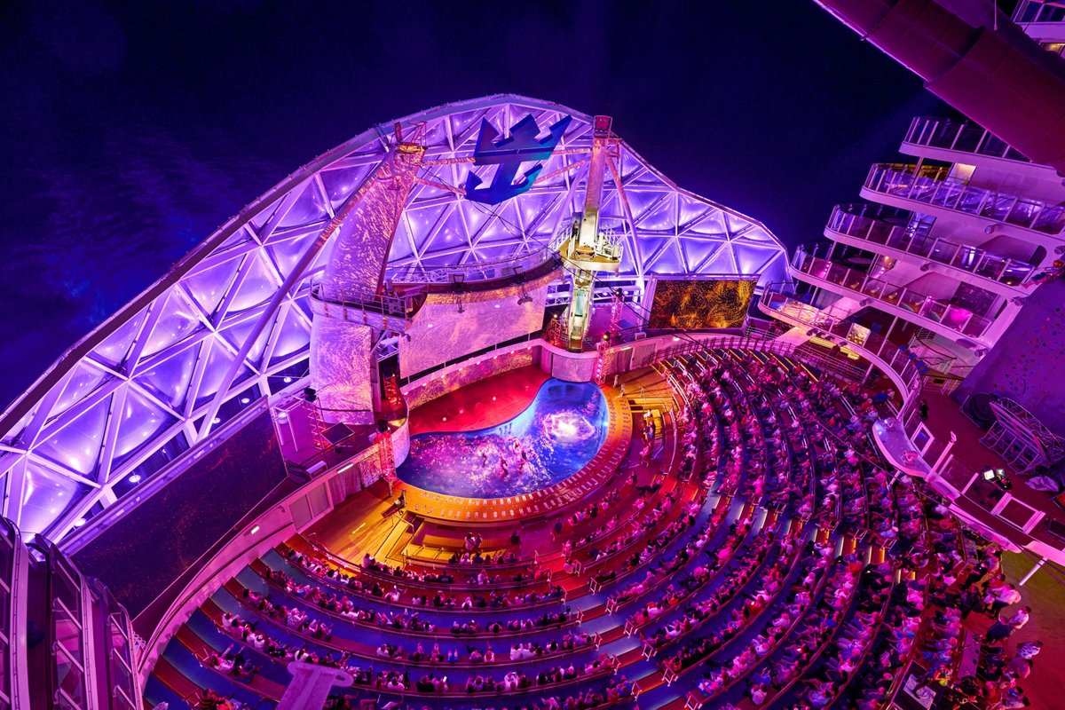TravelWithAnnaH's tweet photo. Dive into excitement at one of Royal Caribbean’s AquaTheater shows. 🤩 Experience gravity-defying stunts with breathtaking ocean views. Get ready for a show that will keep you on the edge of your seat!  #RoyalCaribbean #AquaTheater

#cornerstonecollectivemanagement https://t.co/4lM4edh28A