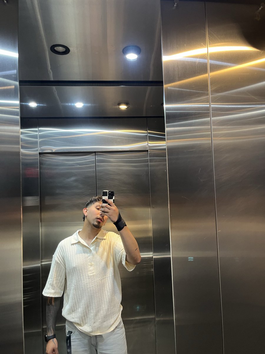 Lambertinoo12's tweet photo. Ishh https://t.co/ClUf06ZMs1