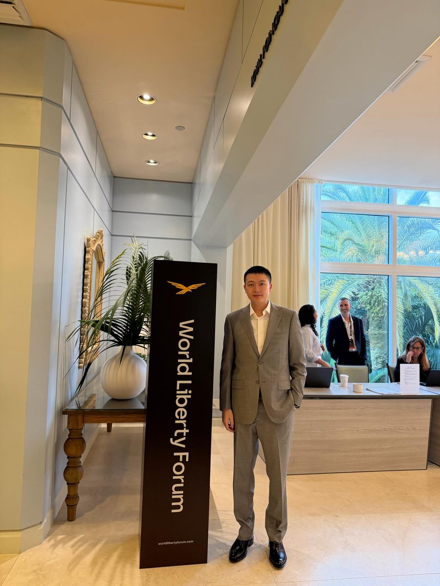 Thunder6328's tweet photo. Fei Wenzhi laundered money for Prince Group and bribed Trump family.

In Los Angeles, FBI dares not arrest Chen Sokly or any member of Prince Group.

@callum_ilott @JaitkenRacer @Dalton_Kellett @cdhopkins @ValtteriBottas @RGrosjean @wbuxtonofficial @ValtteriBottas @markcamilleri5 https://t.co/d4v0au5ONK