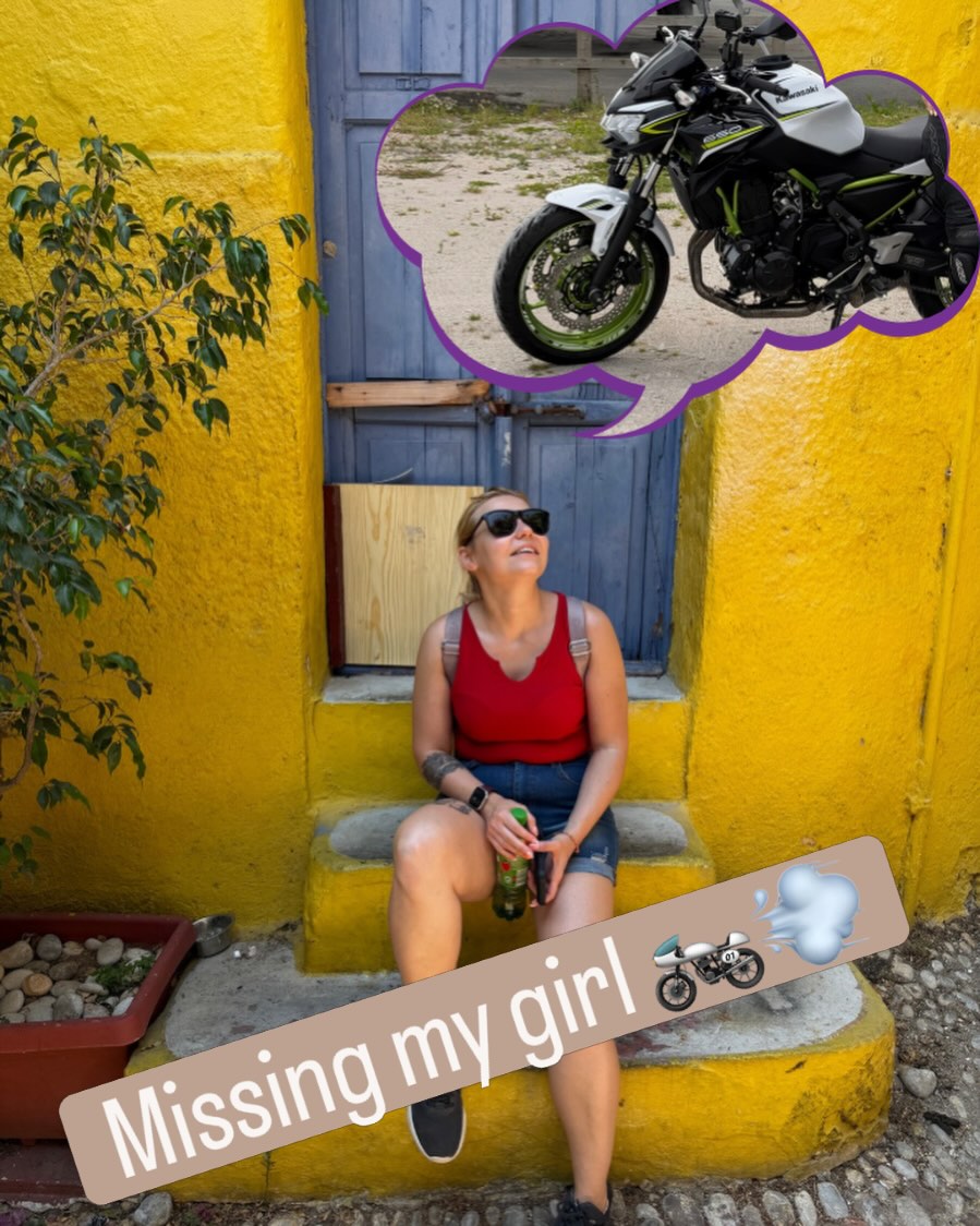 ShalaLule1io's tweet photo. Normal people on holiday: beaches, sunsets, cocktails. Me, 2, 000 miles from home: I WANT TO RIDE MY MOTORBIKE! https://t.co/wAKZvfaelG