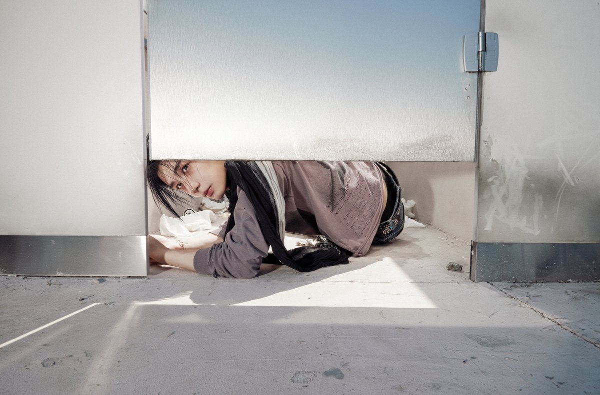 BOYNEXTDOOR_KOZ's tweet photo. BOYNEXTDOOR [HOME: DELUXE] Concept Photo : HAZE ver.

🏘 2026. 9. 28 6PM (KST)

#BOYNEXTDOOR #보이넥스트도어 #BND
#이한 #LEEHAN https://t.co/d03Tg2RFku