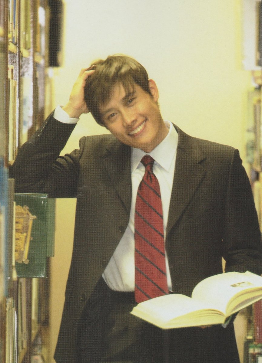 llewvin's tweet photo. library meet-cute https://t.co/w7ss8Hg9Iu