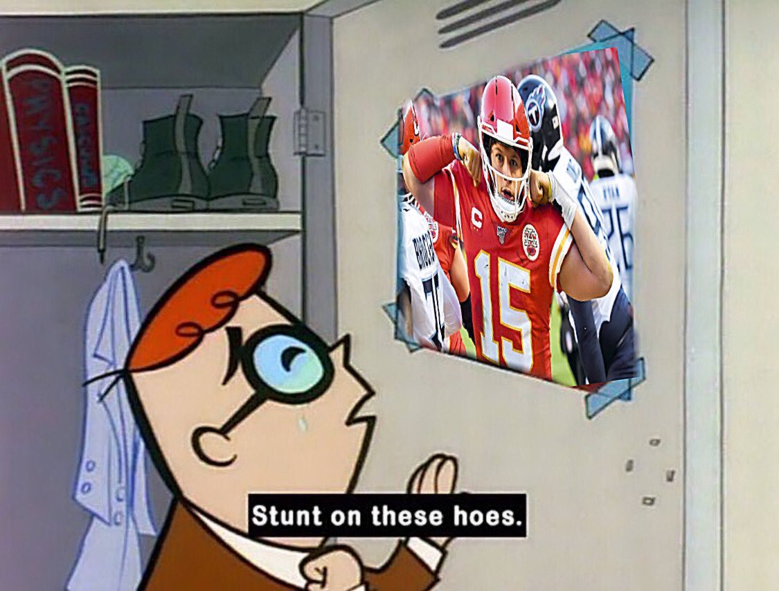 Nate_Knows_Ball's tweet photo. The Chiefs play football today 🙂 https://t.co/a5V1riU0ub