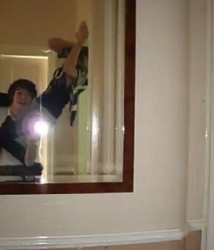 loudefensless's tweet photo. teen Louis continuing taking pictures while his girlfriend is falling off will never fail to crack me up 😭😭😭😭 https://t.co/aByF6pQ3al