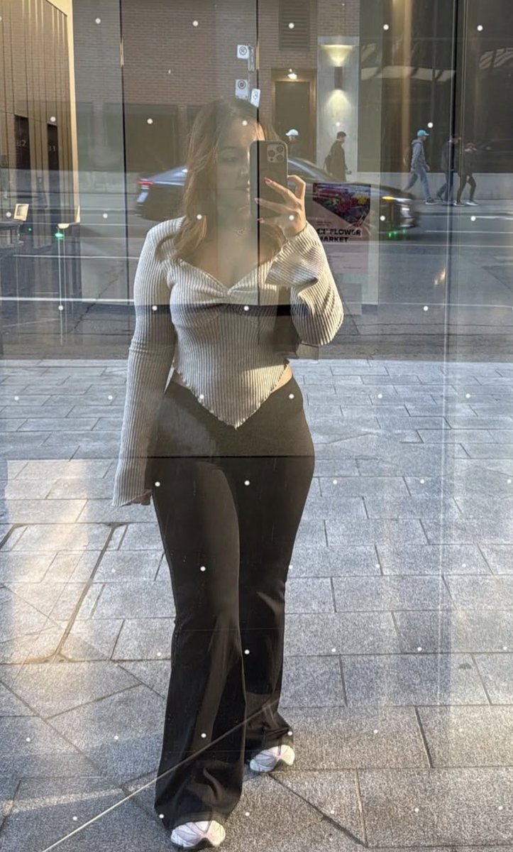 Dxxmsday_'s tweet photo. Bircked to my desi irl rn 😵‍💫 https://t.co/Zo8foYgv0i
