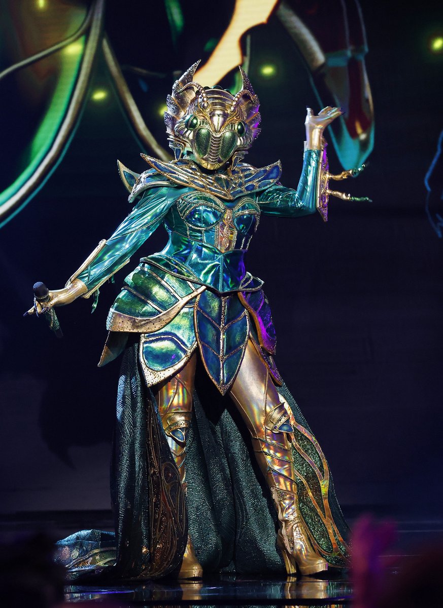 MaskedSingerFOX tweet picture