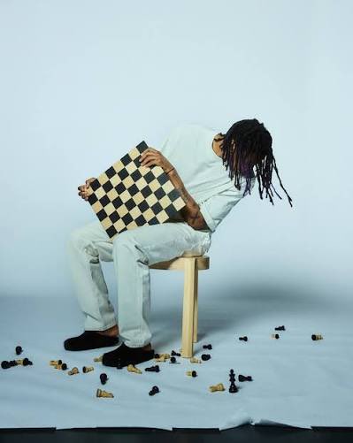 mboopolise's tweet photo. i rly love the difference between jamal’s chess photoshoot vibes and michael’s 💐🖤 https://t.co/xRFIJYgMI8