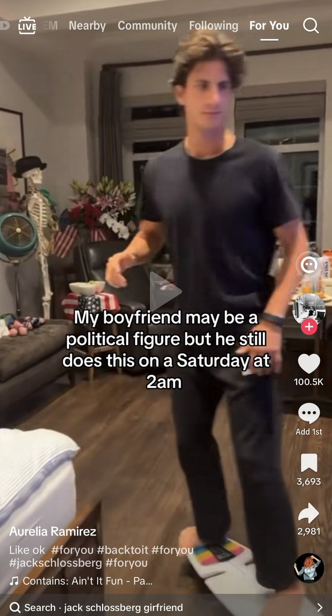 raqisright's tweet photo. Jack Schlossberg’s girlfriend found out he cheated on her after she posted him.

No one is safe from a hey girly text https://t.co/JlMUzI3RvW