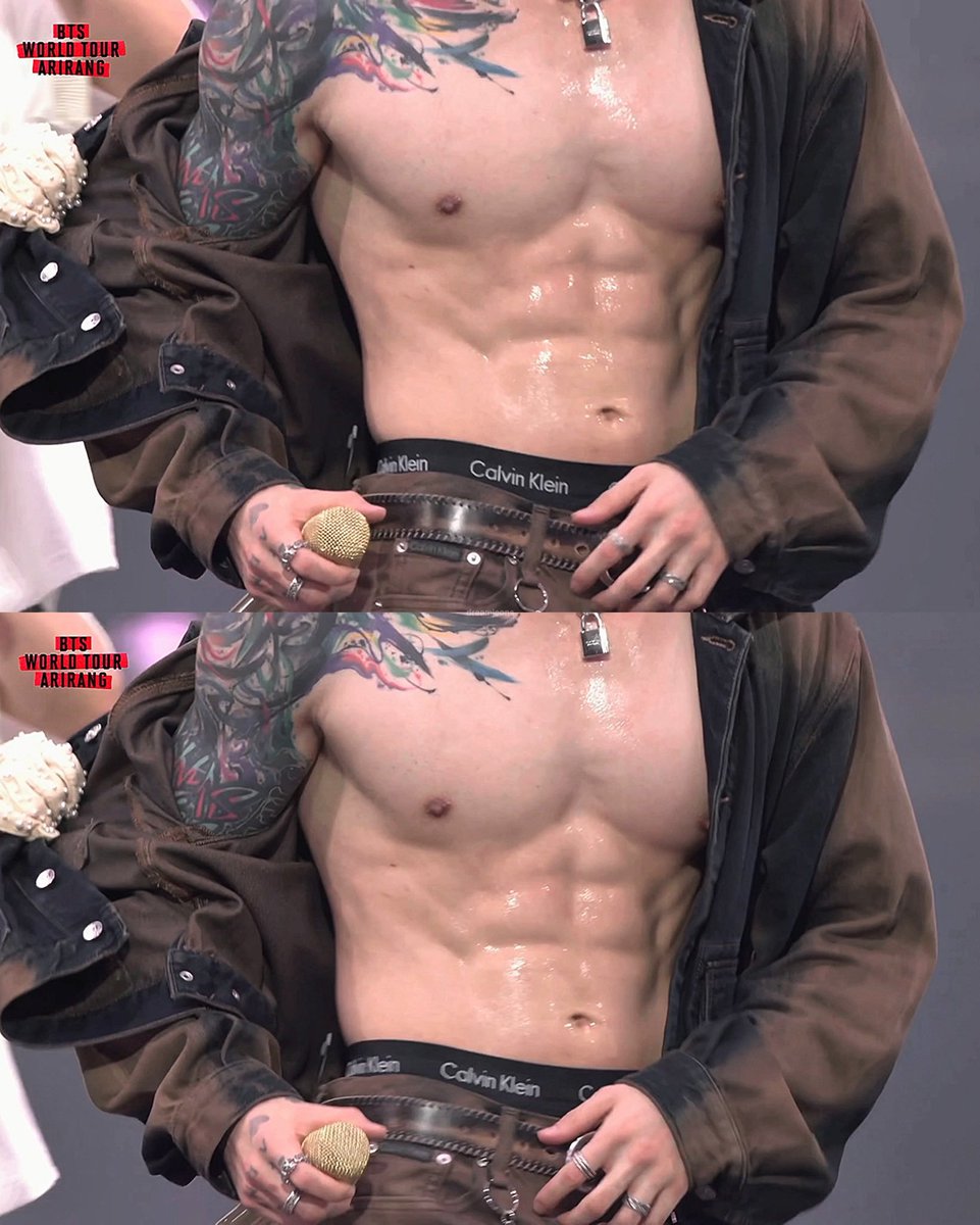 ggukieholic_'s tweet photo. obsessed with jungkook's abs https://t.co/TnR5LU9lpL