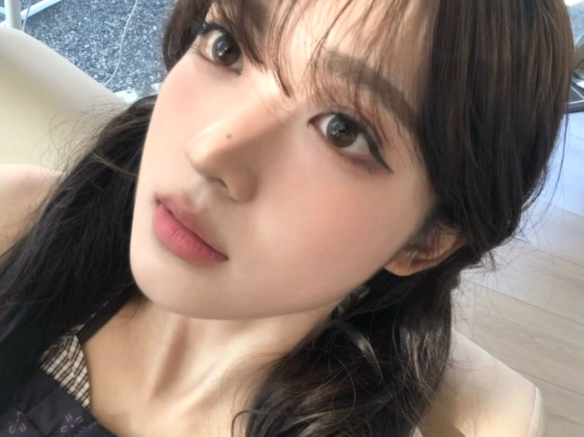 dn18279311's tweet photo. Sweet daily selfie moment. Cute doll companion and soft makeup look.
#Selfie #DailyLook #SoftMakeup https://t.co/Nese4TMOr0