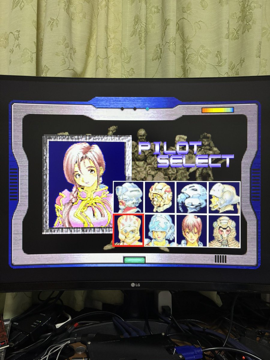 keipi_136's tweet photo. #PS1
#ロボゲー
#バンダイ

スキル（1〜15）を取得して、胴体、右腕、左腕、脚部に割り当てると技を習得します。
また、取得した技を組み合わせたオリジナルコンボを4つまで作成可能です！
ロボと乗せるパイロットに相性があり、攻撃力が変わります。
あと機体色を変えることも可能です😉 https://t.co/vTXyORsOWY