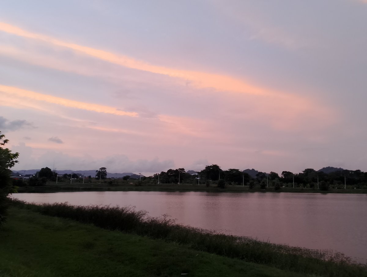 DTm34588109's tweet photo. 8km.#thk.). https://t.co/ds5n7U8WCc