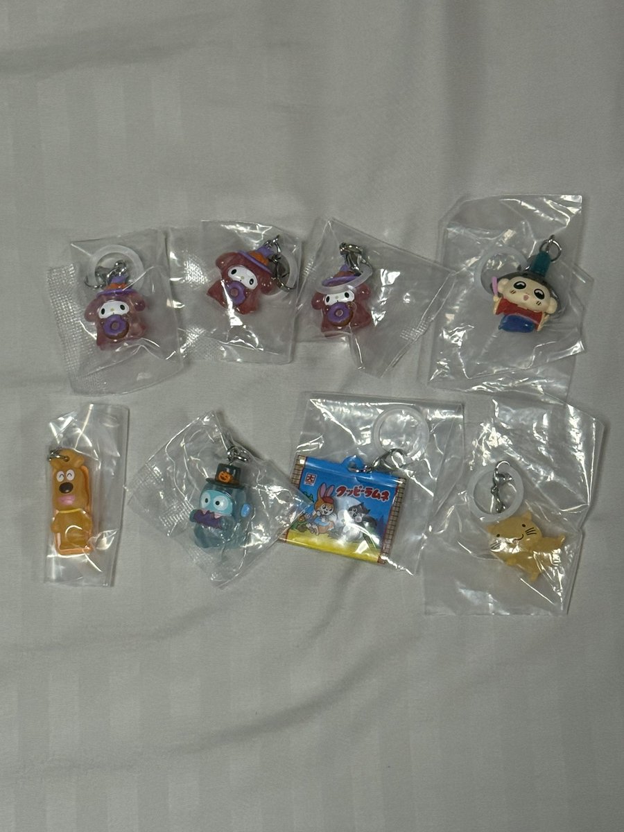 Rikg2fx's tweet photo. 【 交換 】

【譲】画像1,2 
【求】リプ欄 その他未所持 めじるし

郵送、または京都にて手渡しでよろしくお願いいたします🙇

【検索用】
サンリオ ハロウィン ポチャッコ マイメロ ハンギョドン おじゃる丸 チーズ ツムツム ミッキー ジェシー フォーキー ブルズアイ クッピー マリオトイストーリー https://t.co/2If1hY1MAc