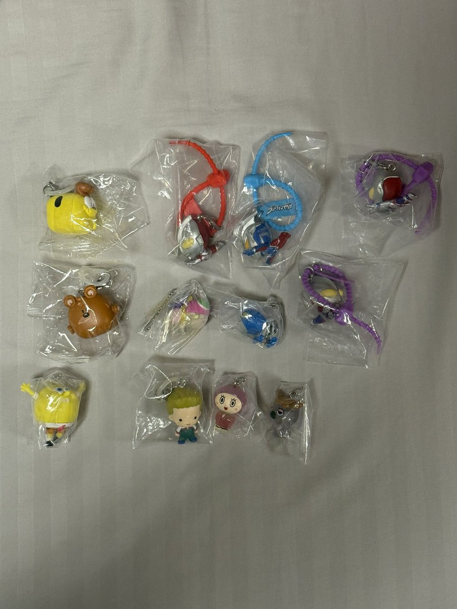 Rikg2fx's tweet photo. 【 交換 】

【譲】画像1,2 
【求】リプ欄 その他未所持 めじるし

郵送、または京都にて手渡しでよろしくお願いいたします🙇

【検索用】
サンリオ ハロウィン ポチャッコ マイメロ ハンギョドン おじゃる丸 チーズ ツムツム ミッキー ジェシー フォーキー ブルズアイ クッピー マリオトイストーリー https://t.co/2If1hY1MAc