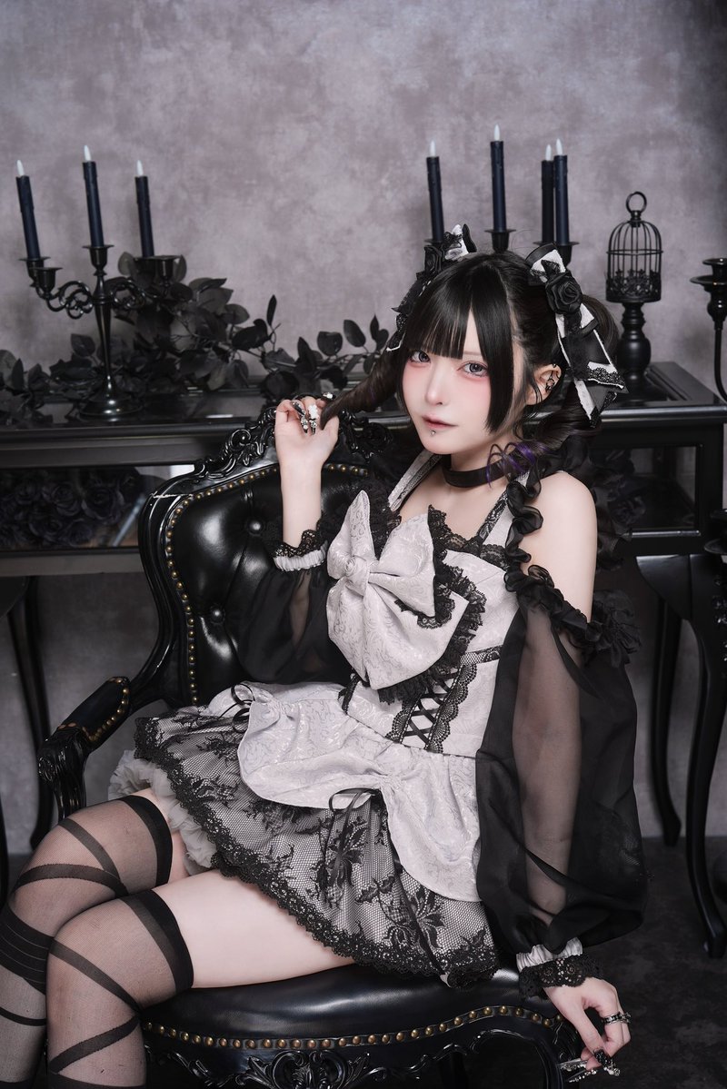nightmareholic_'s tweet photo. † 𝐍𝐢𝐠𝐡𝐭𝐦𝐚𝐫𝐞 𝐇𝐨𝐥𝐢𝐜 † 
衣装公開🦇

┈┈┈┈ ♱ ︎┈┈┈┈
✦ 𝐆𝐫𝐚𝐲 × 𝐁𝐥𝐚𝐜𝐤 𝐁衣装 ✦
𝐏𝐫𝐨𝐝𝐮𝐜𝐞𝐫：黒魅らら(＠kuromirara)
┈┈┈┈ ♱ ︎┈┈┈┈

♰ オープニングキャスト大募集 ♰
応募はDM、LINEまで✉️ 🖤

#メアホリ #新宿コンカフェ #歌舞伎町コンカフェ https://t.co/RnPnhnjzuZ