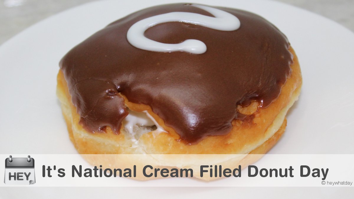 HeyWhatDay's tweet photo. It’s National Cream Filled Donut Day! 
#NationalCreamFilledDonutDay #CreamFilledDonutDay #Donut https://t.co/EeFF2l2fNy