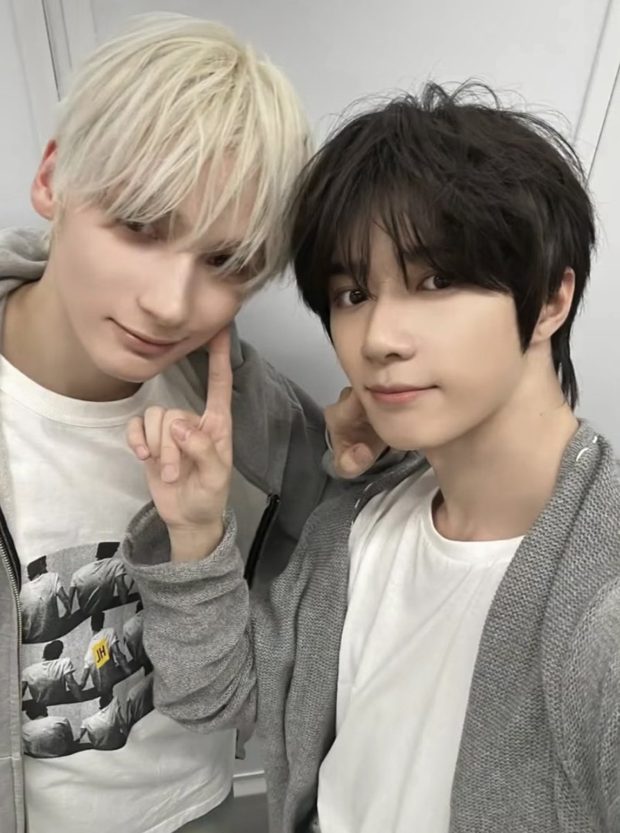 beomgyuhourly's tweet photo. beomkai new selfie https://t.co/RlbI88fg4R